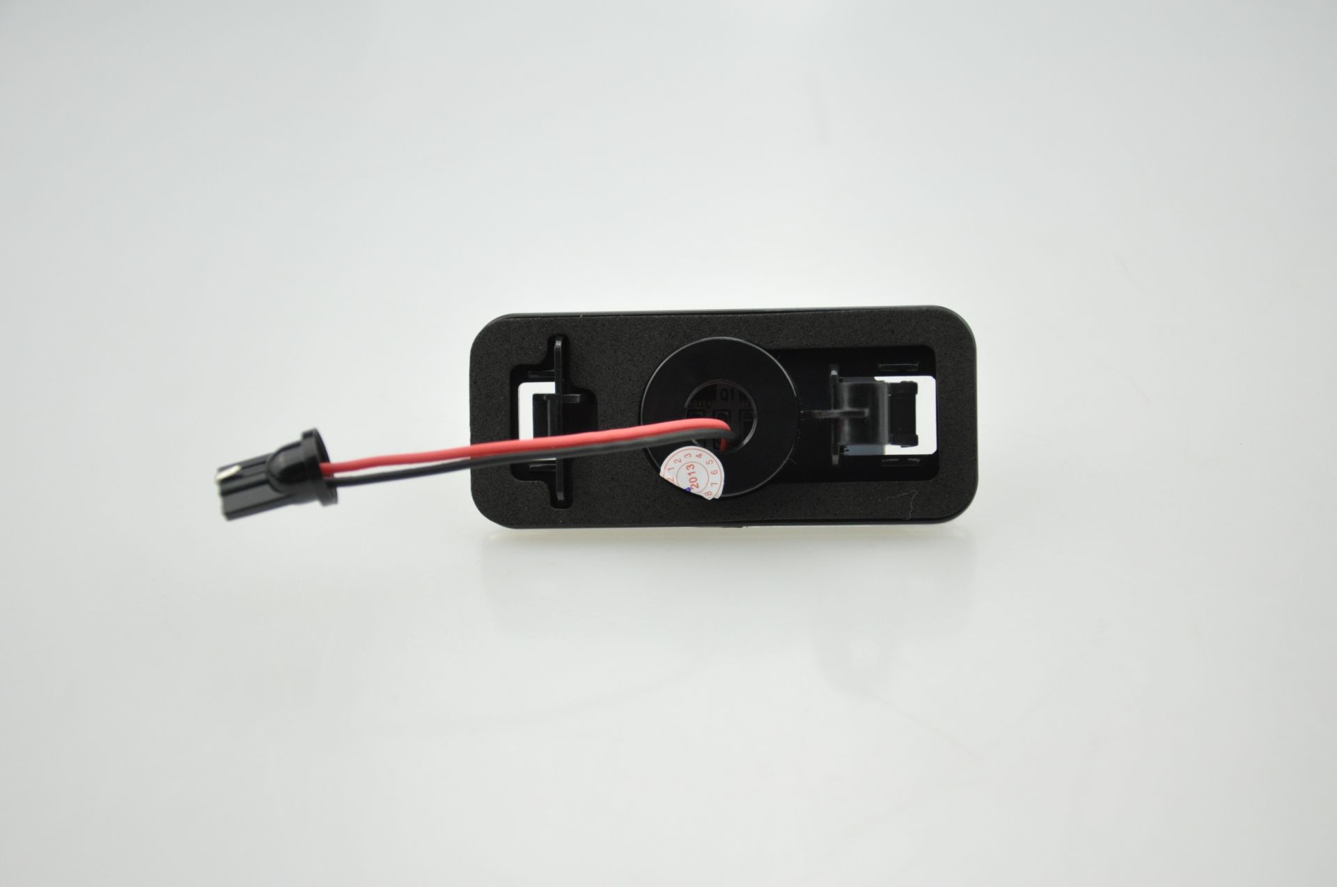 products/1045/subaru impreza svetlo tablice.jpg - LED SIJALICE ZA OSVETLJENJE TABLICE - SUBARU 030405 - Xenon Svetla Beograd